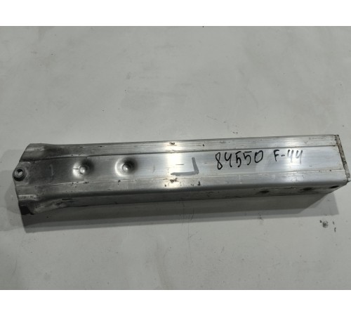 Кронштейн(крепление) Усилителя переднего бампера верхний