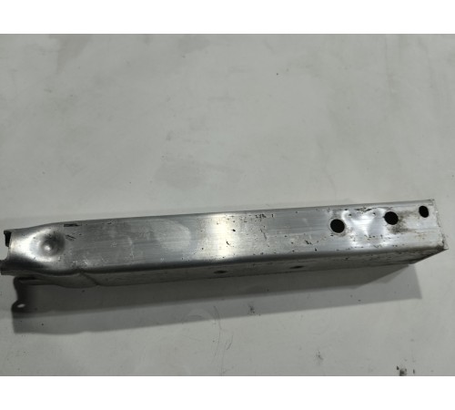 Кронштейн(крепление) Усилителя переднего бампера верхний