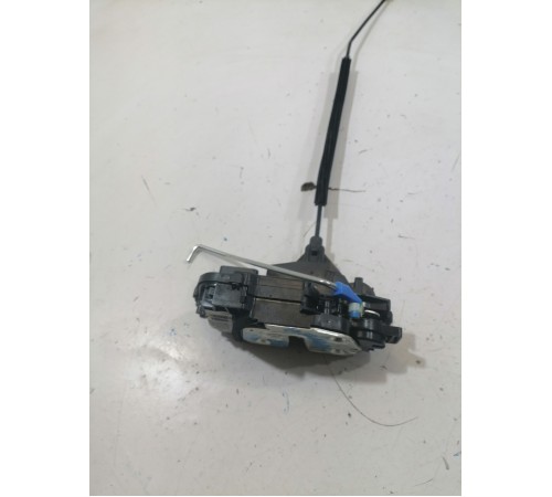 Замок двери задний правый