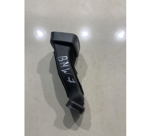 Воздуховод (левый)