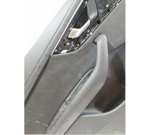 Обшивка двери задняя левая