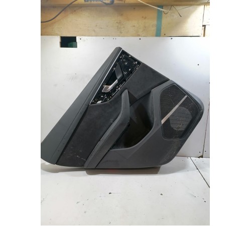 Обшивка двери задняя левая