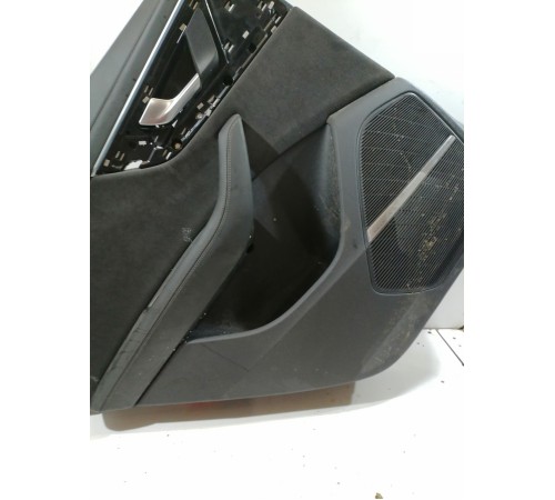 Обшивка двери задняя левая