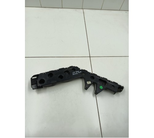 Кронштейн заднего бампера правый