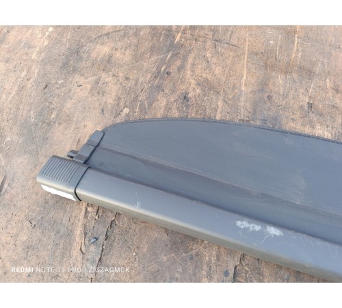 Шторка багажника