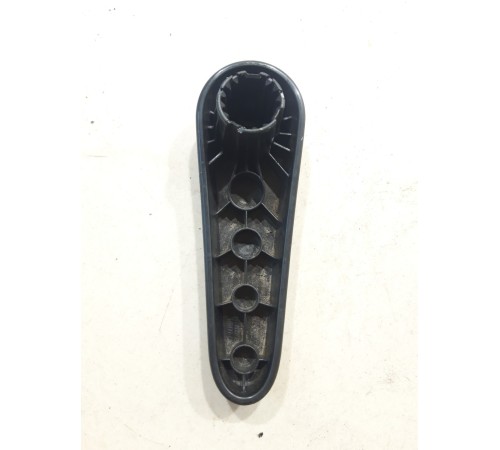 Ручка открывания капота