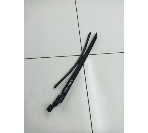 Поводок стеклоочистителя задний