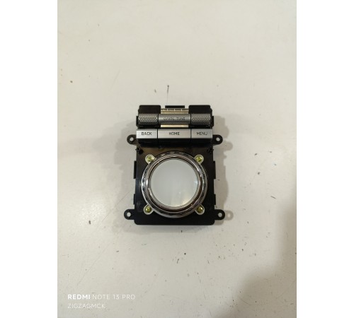 Блок управления магнитолой, навигацией