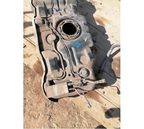 Бак топливный (бензин)