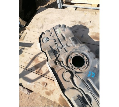 Бак топливный (бензин)