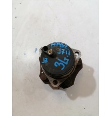 Ступица задняя левая