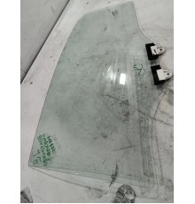 Стекло двери заднее левое