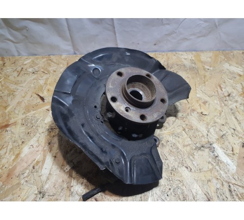 Кулак поворотный задний правый