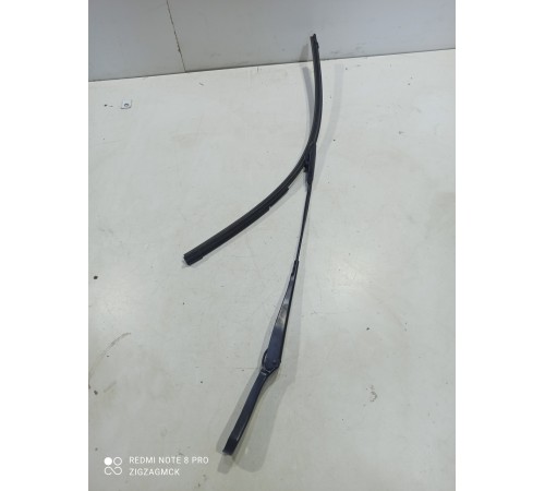 Поводок стеклоочистителя(левый)