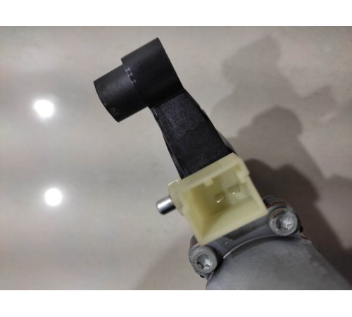 Моторчик стеклоподъемника (передний левый)