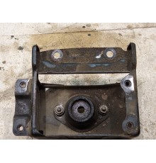 Опора двигателя левая