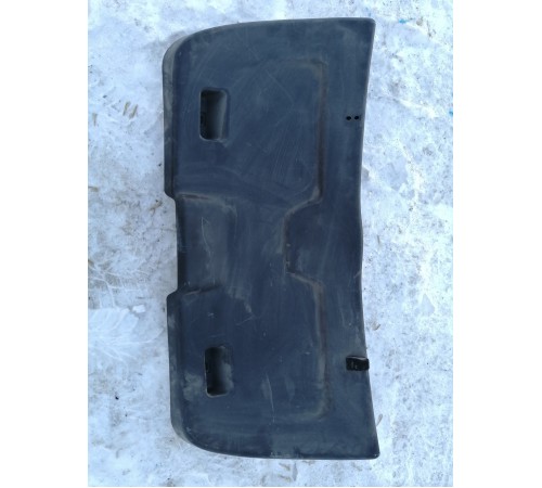 Обшивка багажника