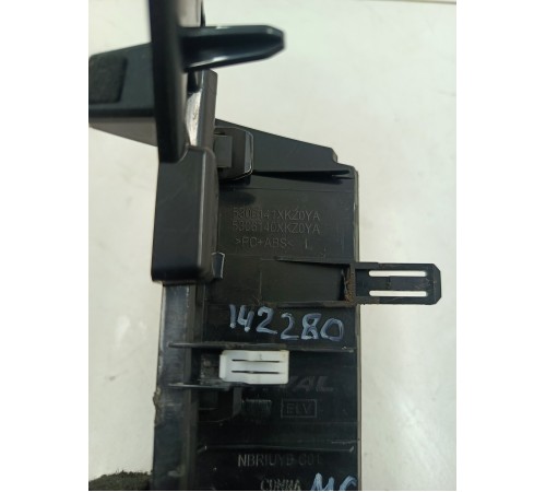 Накладка торпедо декоративная левая