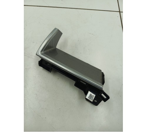 Накладка торпедо декоративная левая