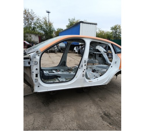 Порог со стойкой левый