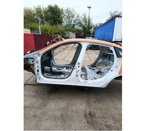 Порог со стойкой левый