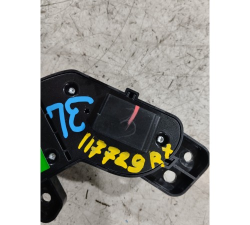 Блок кнопок регулировки сиденья задний левый