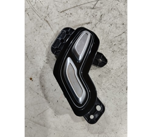 Блок кнопок регулировки сиденья задний левый