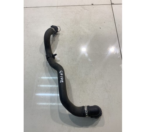 Патрубок системы охлаждения