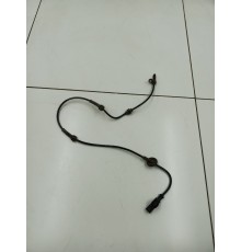 Датчик (ABS) передний правый