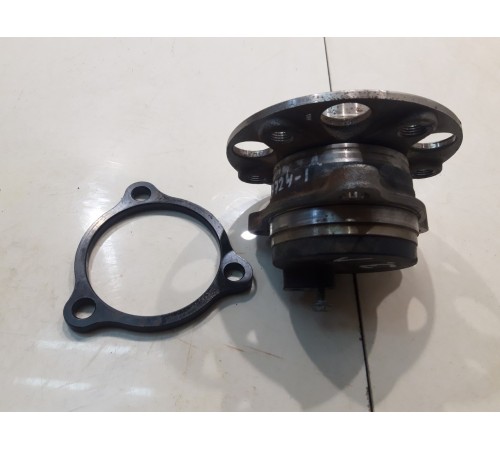 Ступица (задняя, левая)