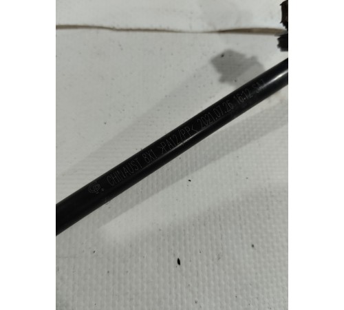 Трубка топливная