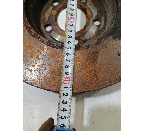 Тормозной диск передний