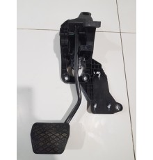 Педаль тормоза