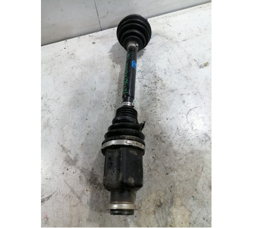 Привод , полуось передний правый