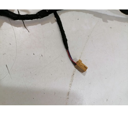 Электропроводка обшивки двери передняя левая