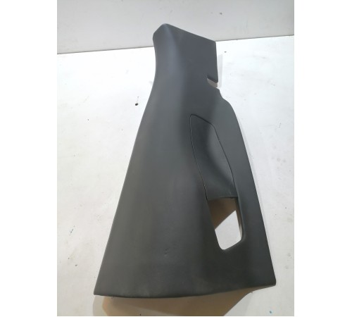 Обшивка спинки сиденья задняя правая