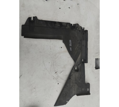 Накладка (пластик) кузова задняя левая