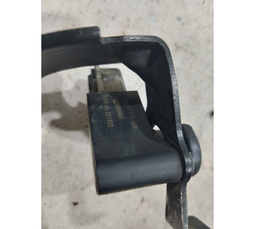 Датчик высоты дорожного просвета(передний левый)