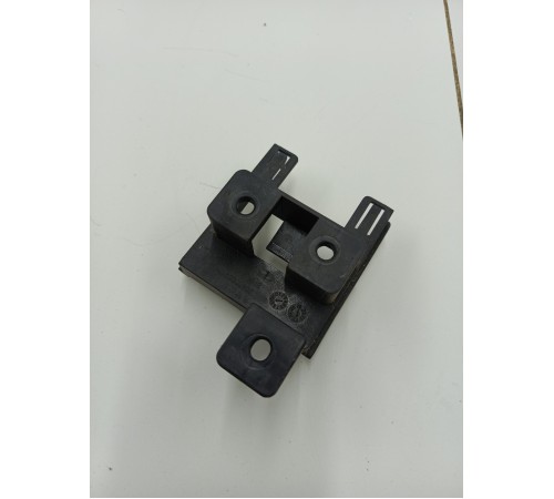 Кронштейн датчика слепых зон задний левый