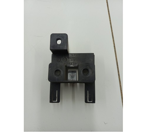 Кронштейн датчика слепых зон задний левый