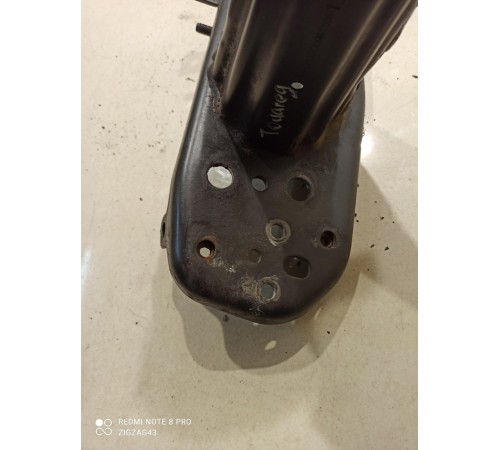 Усилитель бампера(передний левый)