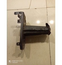 Усилитель бампера(передний левый)