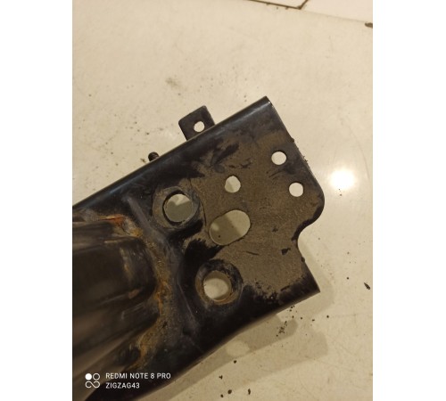 Усилитель бампера(передний левый)