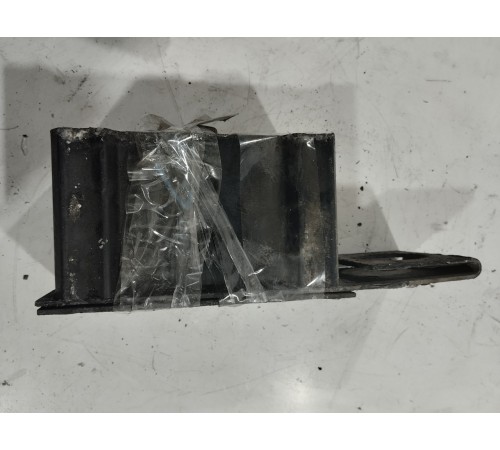 Петля буксировочная левая