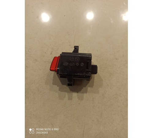 Кнопка аварийной сигнализации