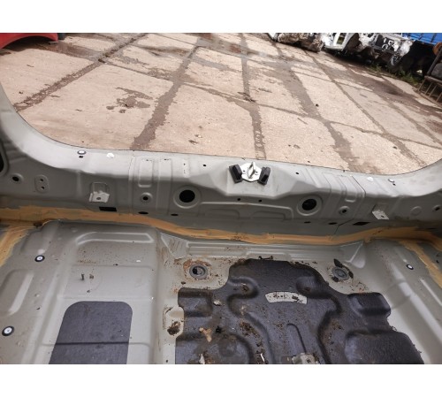 Задняя панель кузова