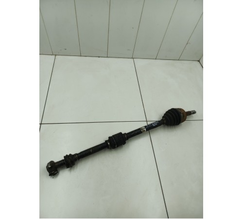 Привод (полуось) передний правый