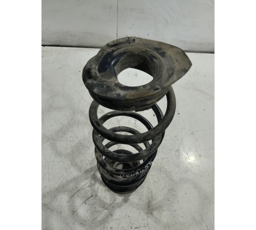 Пружина подвески задняя правая