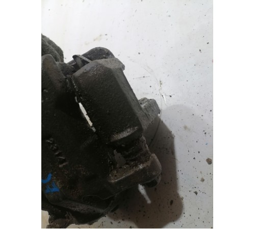 Суппорт передний левый