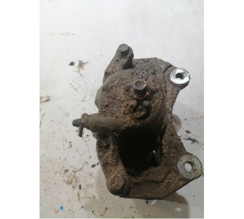 Суппорт передний левый